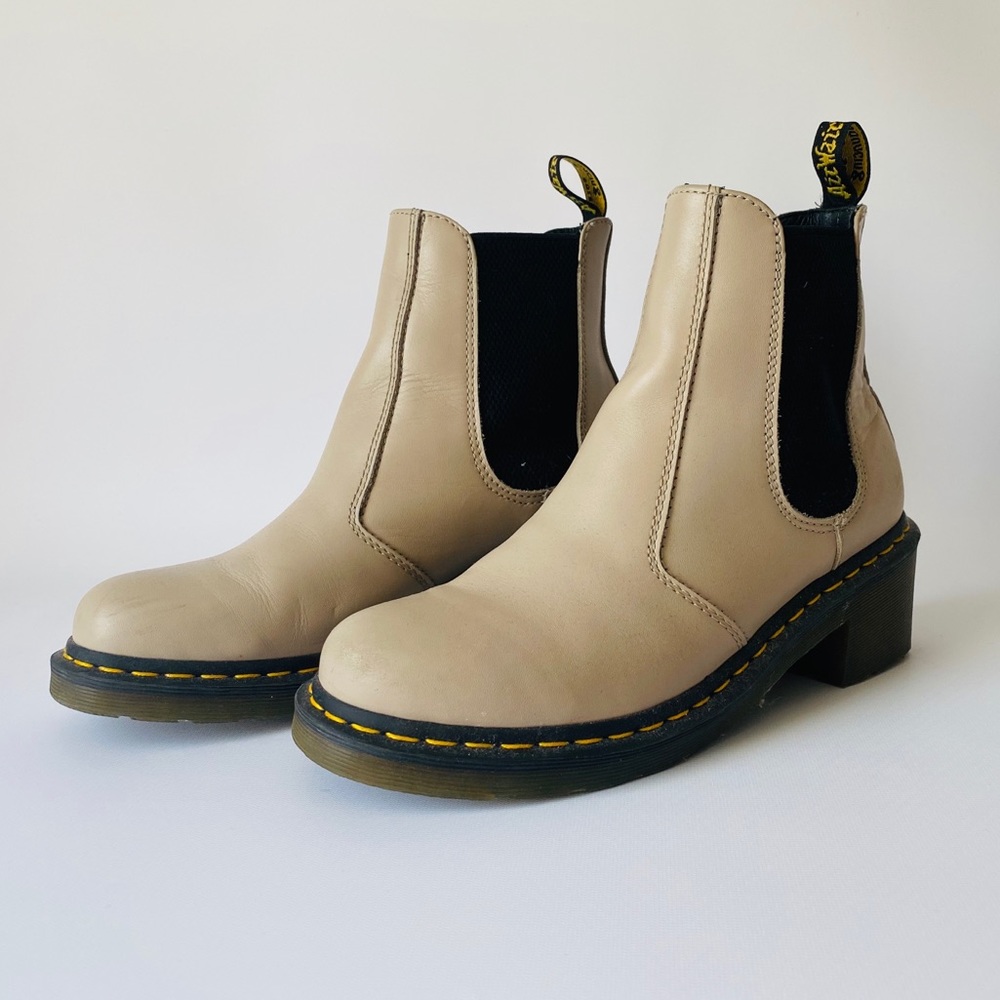 Dr. Martens Cadence Chelsea Boot Wanama Leather